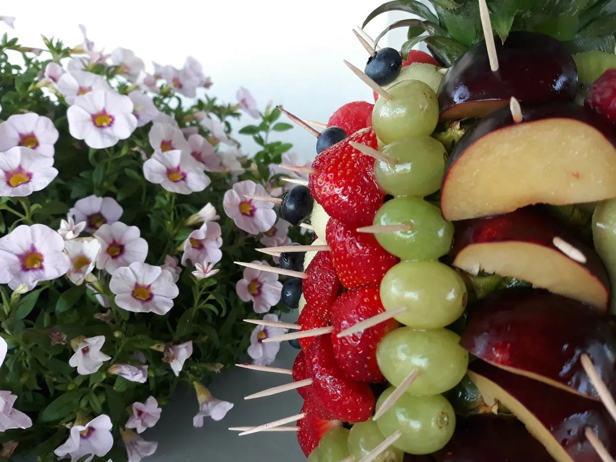 Jakie owoce do fontanny czekoladowej - najlepsze wybory na imprezę