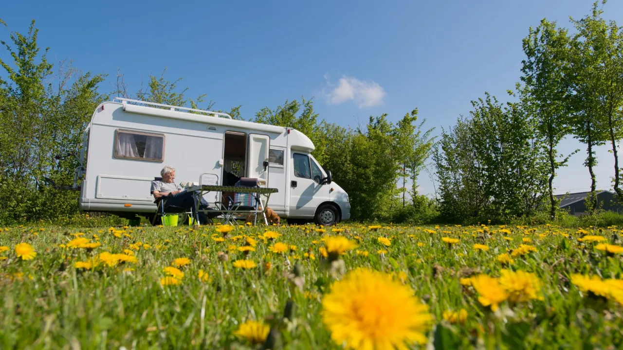 Kamper na weekend czy 2 tygodnie? Jak zaplanować idealną podróż z Czechowic-Dziedzic