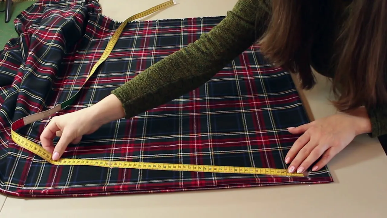 Jak uszyć spódnicę do kankana – łatwe kroki i praktyczne porady