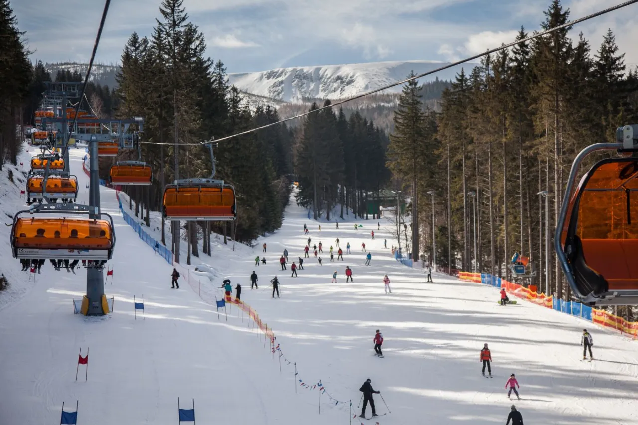 Wyciąg narciarski Karpacz - najlepsze trasy i atrakcje zimowe