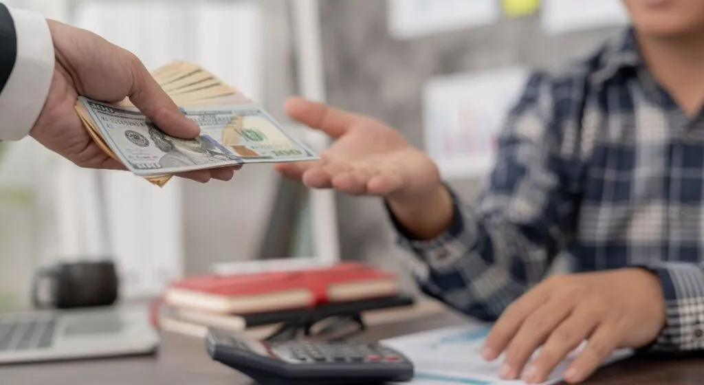 Zwrot prowizji kredytu konsolidacyjnego: jak odzyskać pieniądze