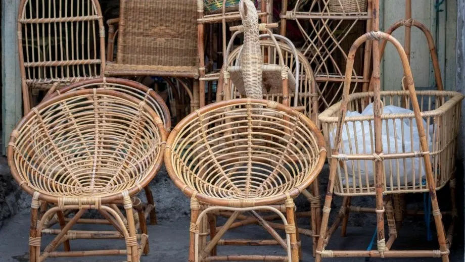 Jak odnowić meble rattanowe - uniknij najczęstszych błędów w renowacji