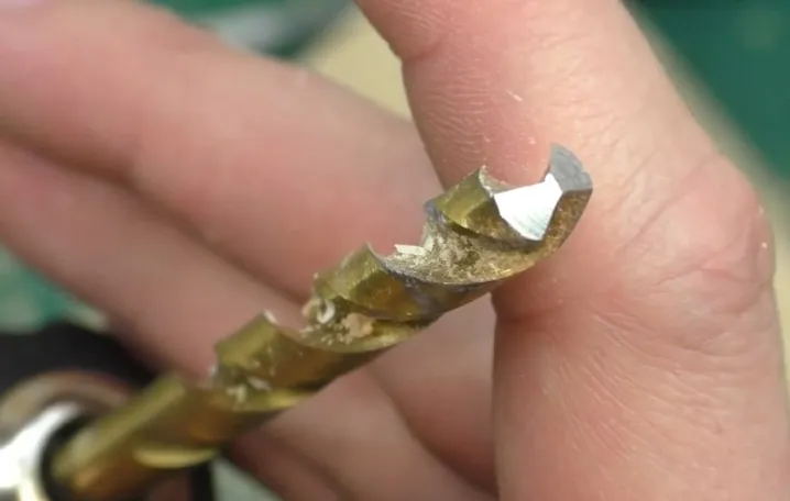 Czy można ostrzyć wiertła stopniowe? Praktyczne porady i ograniczenia ostrzenia