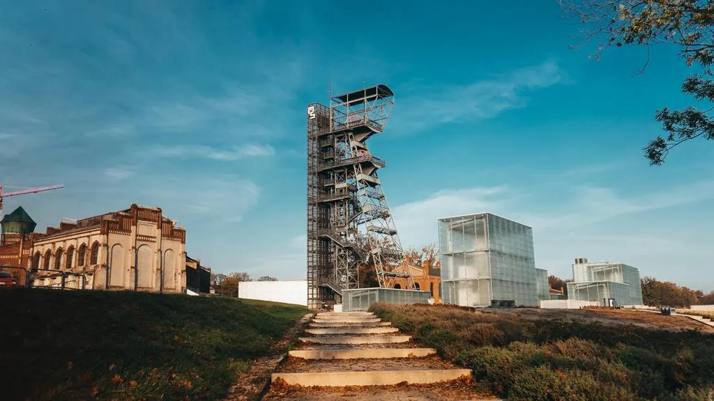 Czy na lotnisku w Katowicach jest McDonald's? Sprawdź lokalizację i opcje jedzenia Czy na lotnisku w Katowicach jest McDonald's? Sprawdź lokalizację i opcje jedzenia
