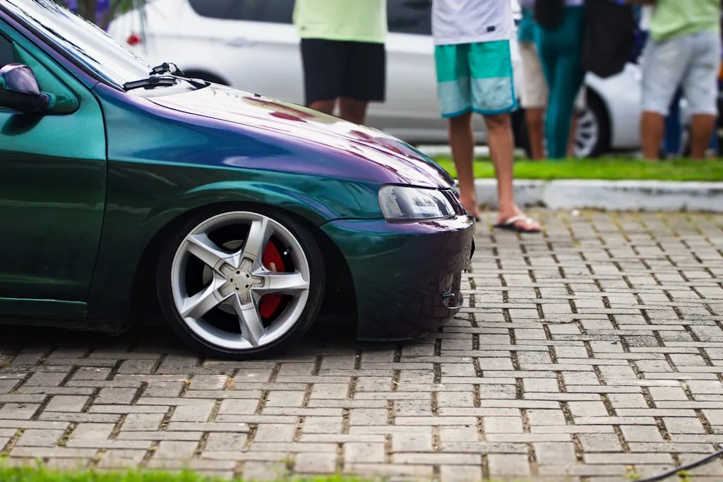 Jakie zmiany wizualne auta są niezgodne z prawem?