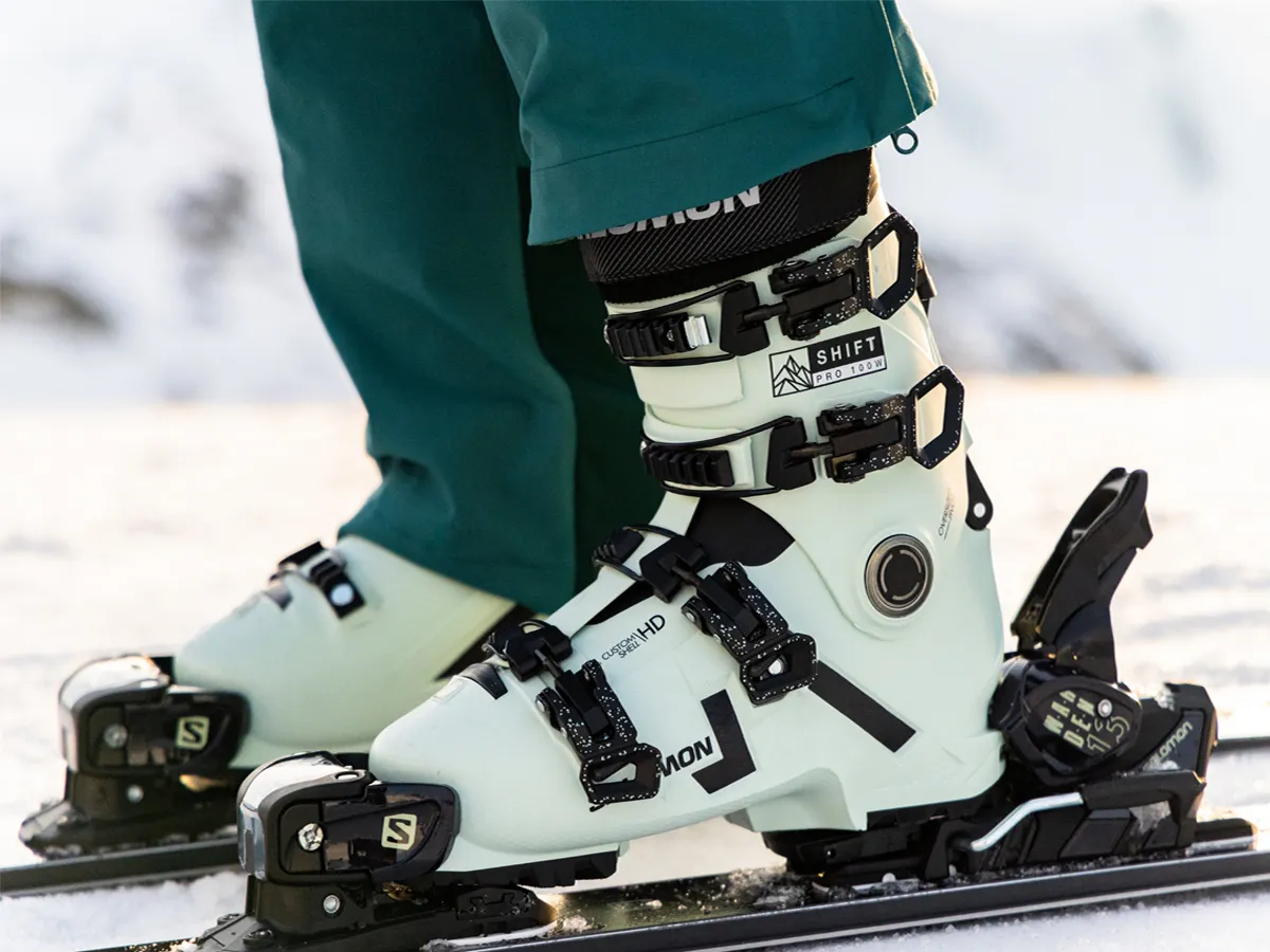 Jakie buty narciarskie dla średnio zaawansowanych - porady eksperta narciarza