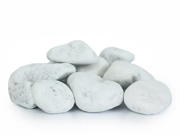 Jak wybielić kamienie w ogrodzie? Skuteczne metody i porady na dłużej