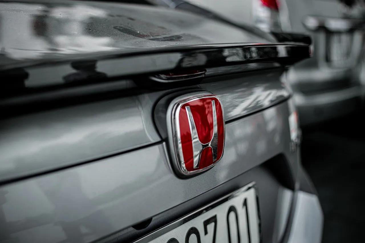 Auto z automatem do 15 tys: Najlepsze oferty na rynku używanych aut