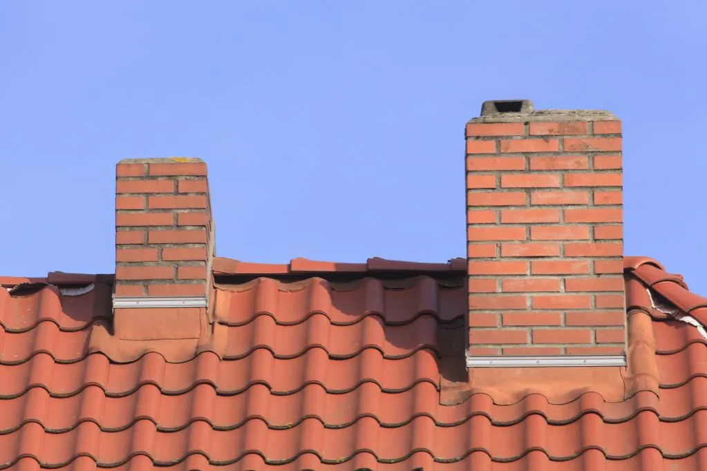 Jak prawidłowo zamontować komin do CO i uniknąć zagrożeń związanych z tlenkiem węgla