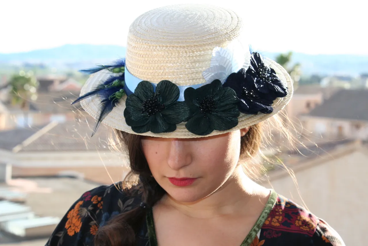 Sombrero canotier mujer: el accesorio perfecto para cualquier ocasión