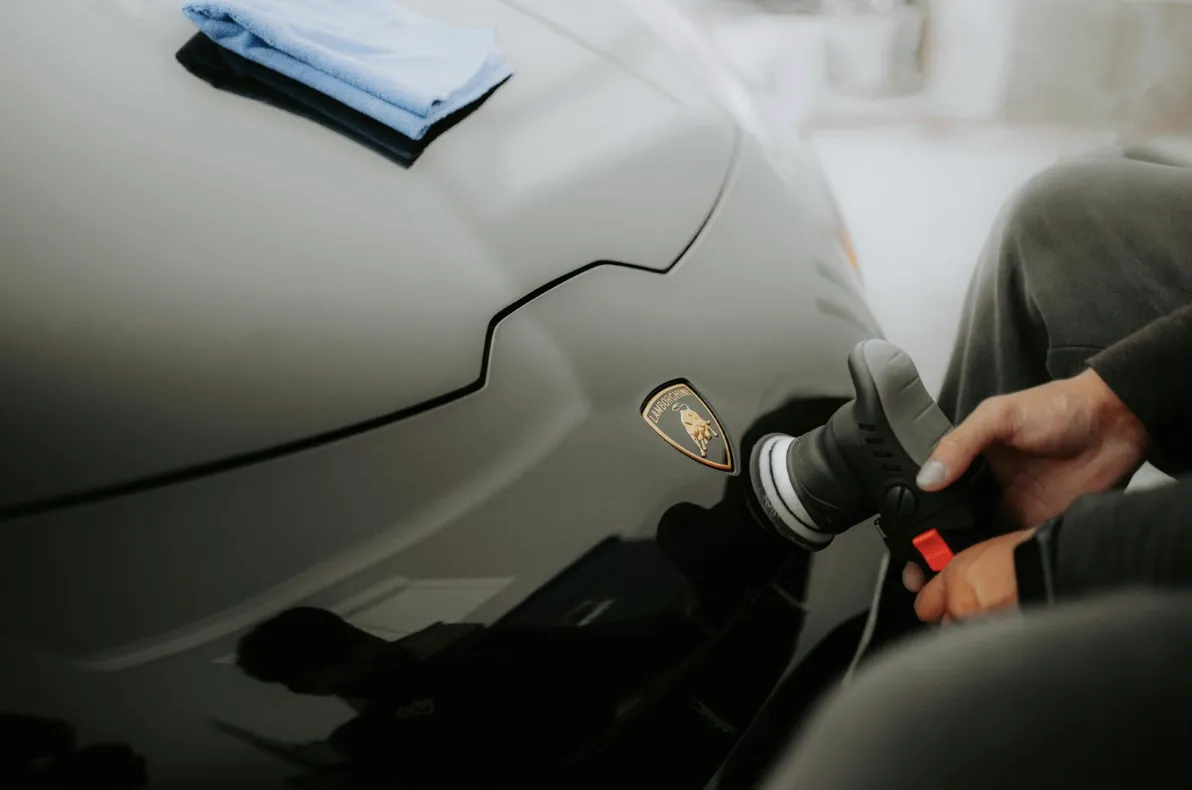 Jak profesjonalnie zadbać o swój samochód?