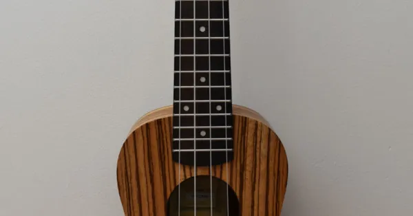 Jak czytać nuty na ukulele i grać ulubione melodie bez trwogi