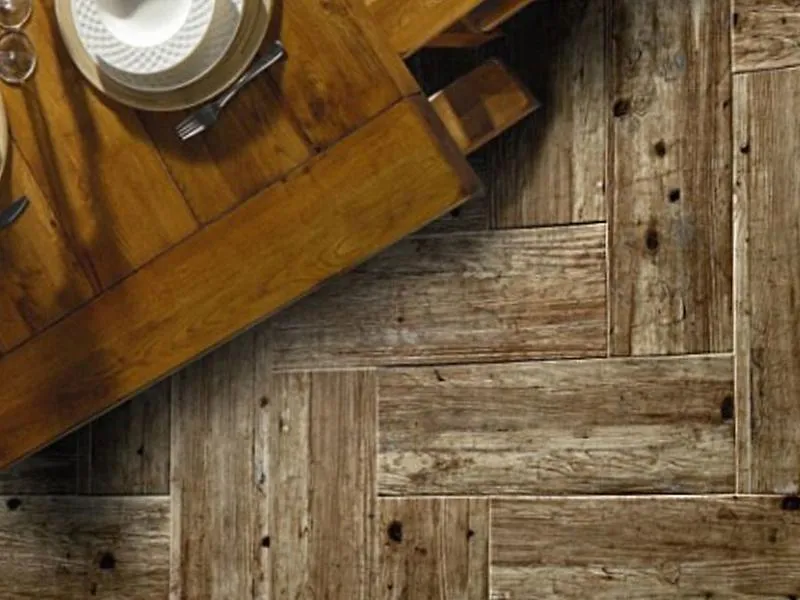 Co położyć na starą podłogę drewnianą – najlepsze rozwiązania i porady