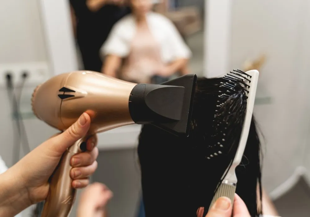 Najlepsza suszarka do włosów - uniknij błędów przy wyborze Najlepsza suszarka do włosów - uniknij błędów przy wyborze